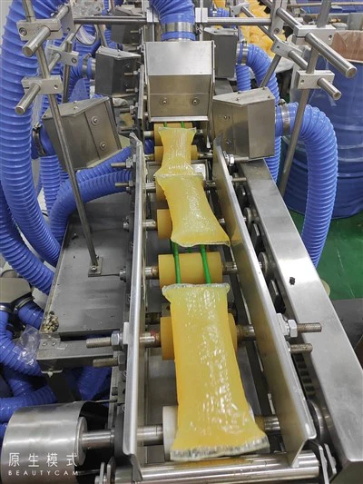 Koekstruzija Hot Melt automatska mašina za pakovanje ljepila osjetljivog na pritisak